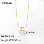 Gold Minimalist Necklace – Women’s Luxury Shell Pendant Clavicle Chain