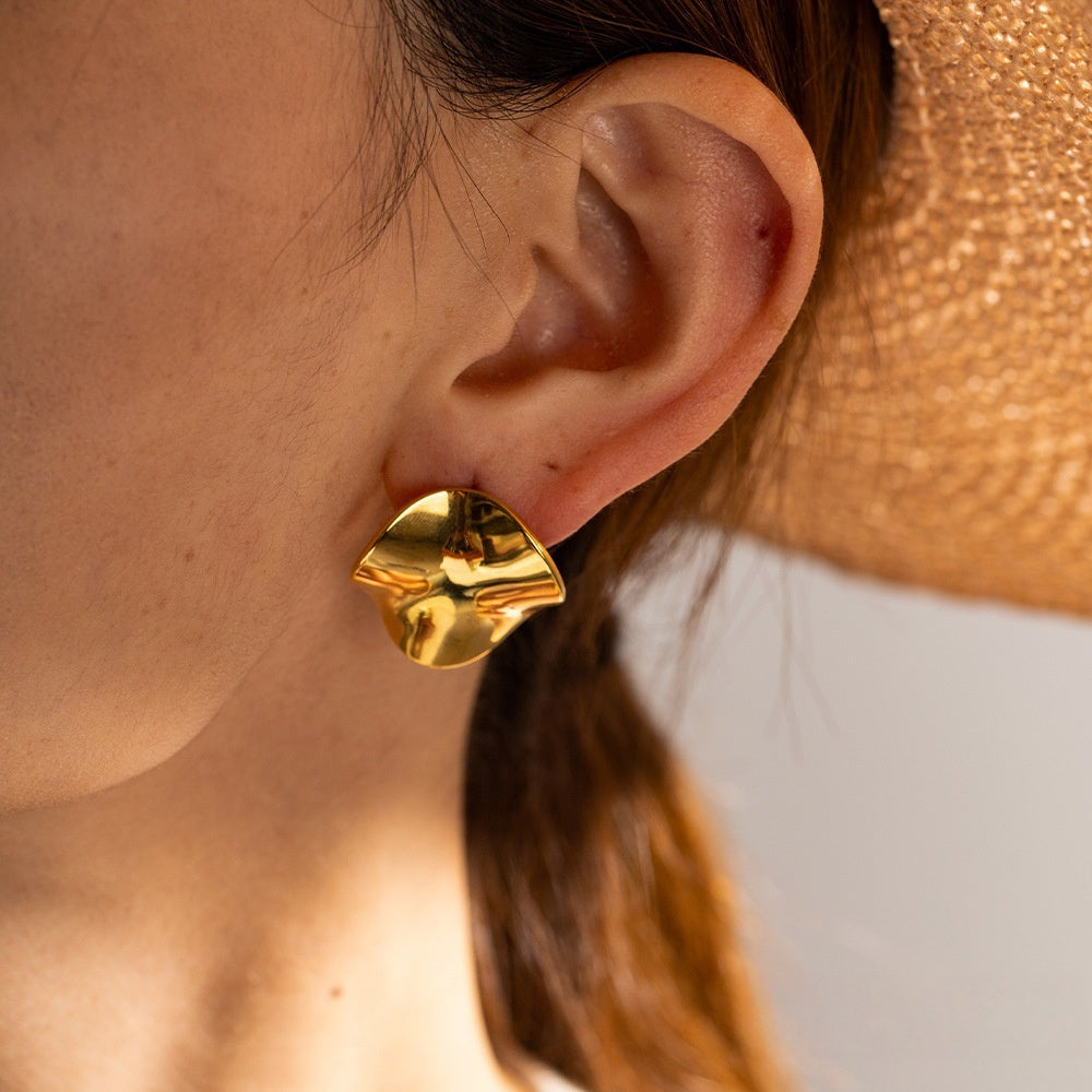 Gold Stud Earrings – Titanium Steel 18k Plated, Modern Minimalist Women’s Earrings