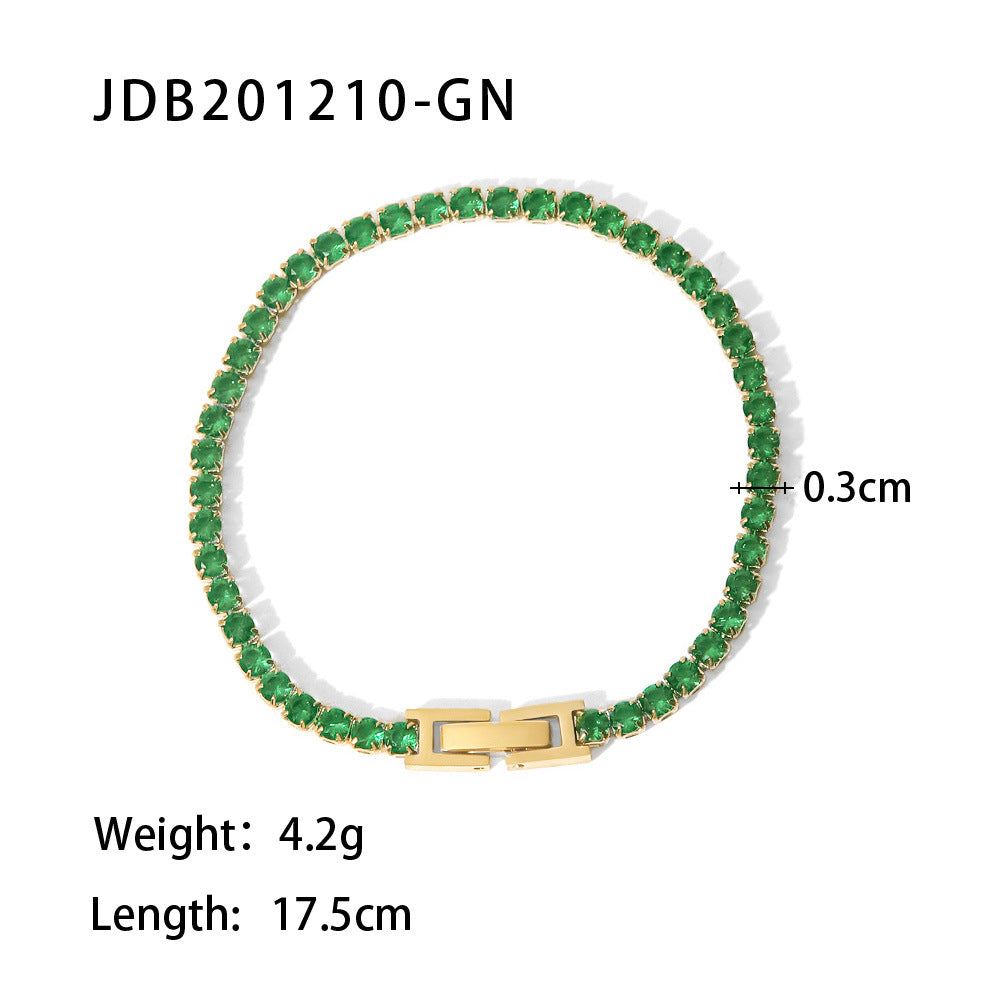 Stainless steel and zirconia heart-shaped bracelet – a luxurious and stylish accessory that doesn’t fade over time. Made of titanium steel.