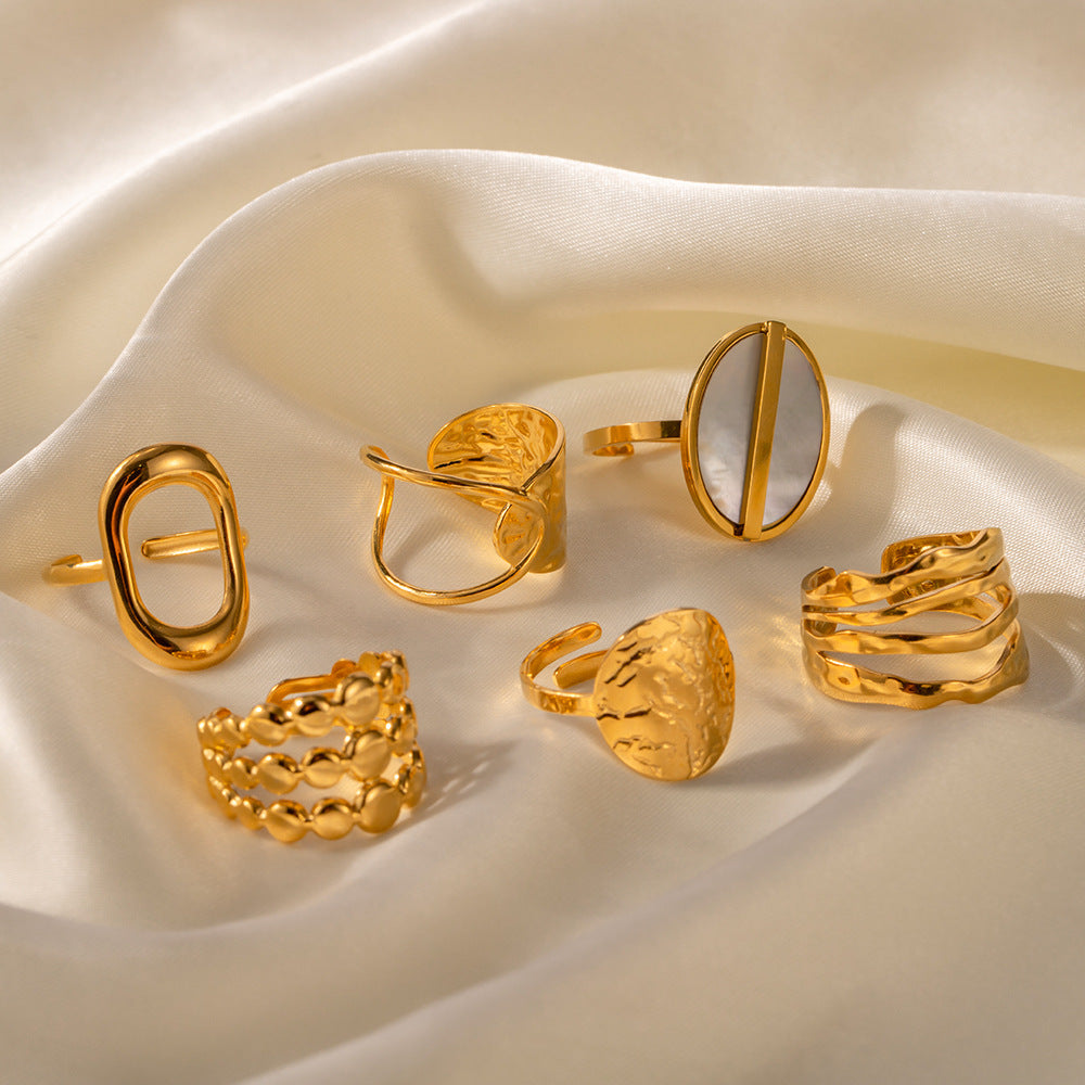 Gold open oval frame ring for women
