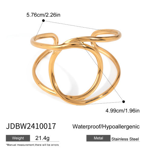 Stainless steel heart-shaped open bracelet, high-end niche bracelet, titanium steel bracelet, jewelry accessory